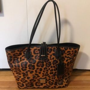 Dooney & Bourke Leather Medium Cindy Tote